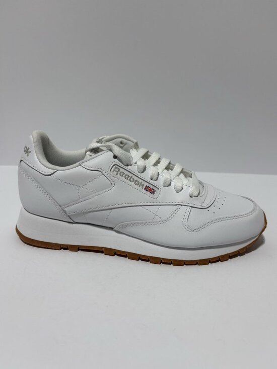 Reebok Men’s Classic Leather Sneakers White, Size 6.5 M